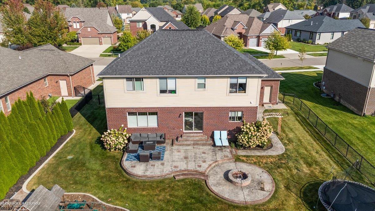 Harrison Twp, Michigan 48045, United States, 4 Bedrooms Bedrooms, ,3 BathroomsBathrooms,Residential,Active,227178