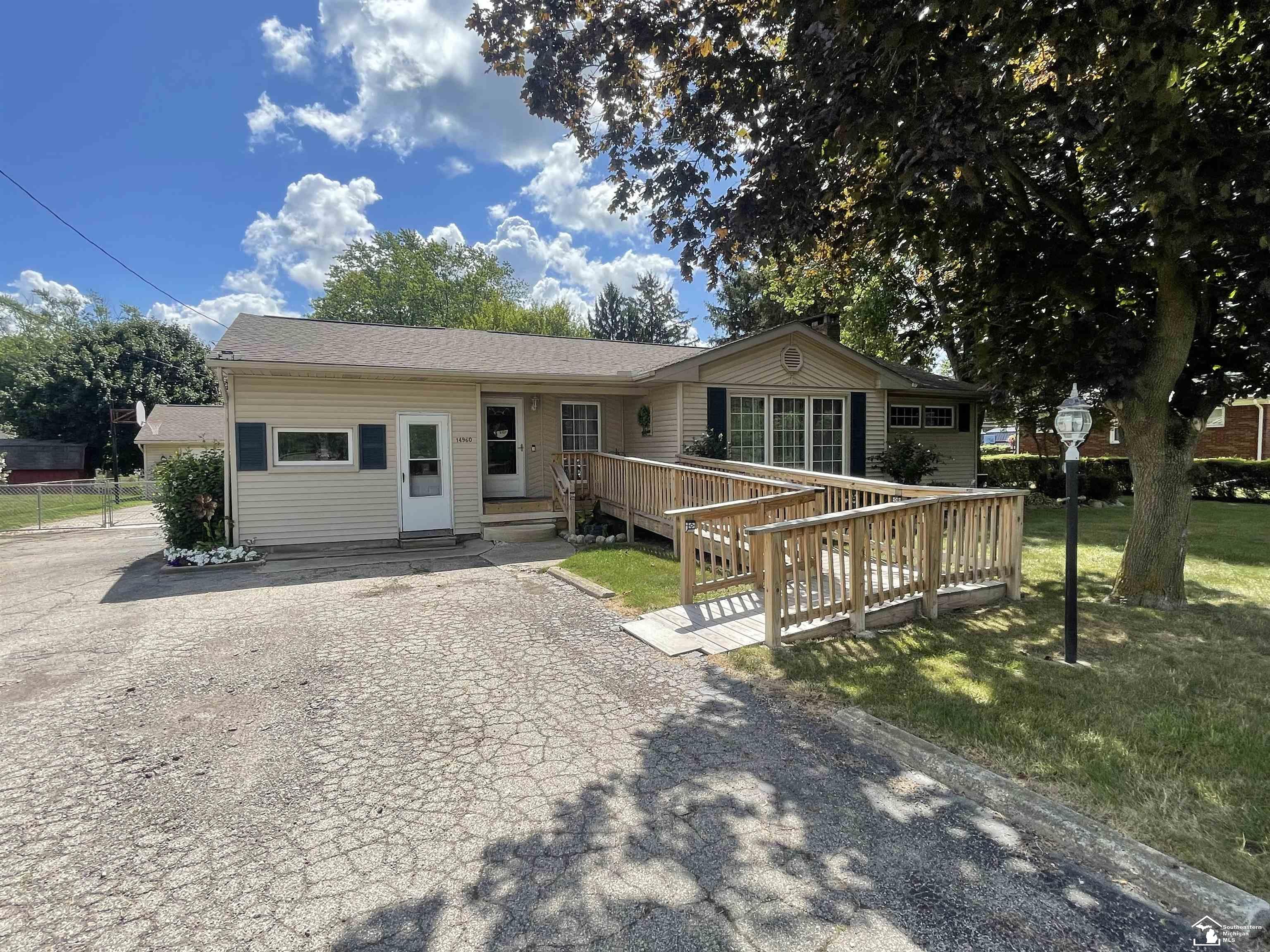 14960 S Dixie Highway