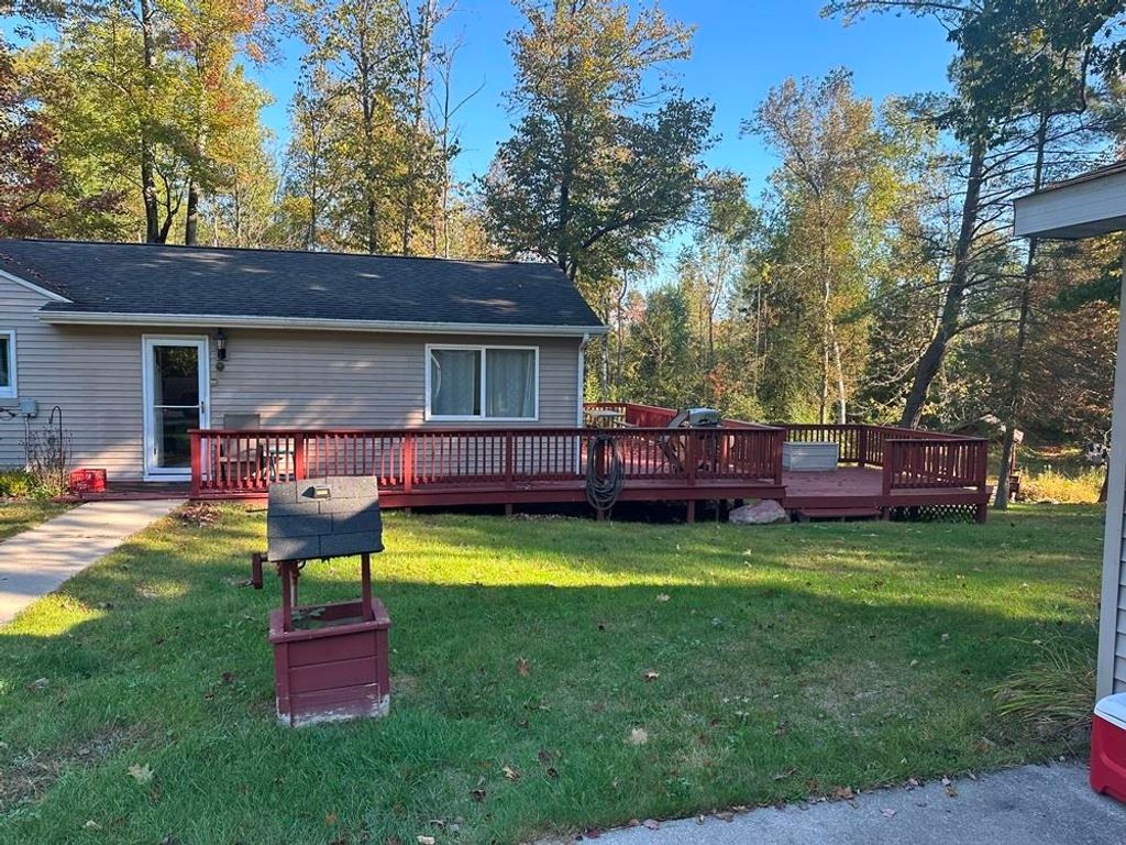 Photo of 3760 N Rodgers Avenue, Harrison, MI 48625 (MLS # 50192102)