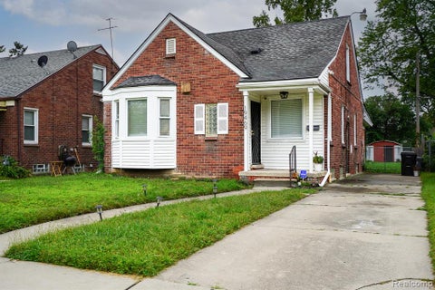 Photo of 19469 Whitcomb Street, Detroit, MI 48235 (MLS # 61031927)