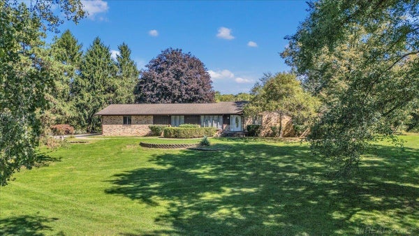 9283 JOY RD, PLYMOUTH, MI 48170 - Image c2c3af7b2cd9df99b41618b362c0d4ac/2380830518