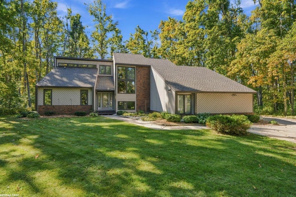 586 WOODSIDE LN, GAYLORD, MI 49735 - Image c2d35f7eb10f2bf22625f0075df7209a/1077323290