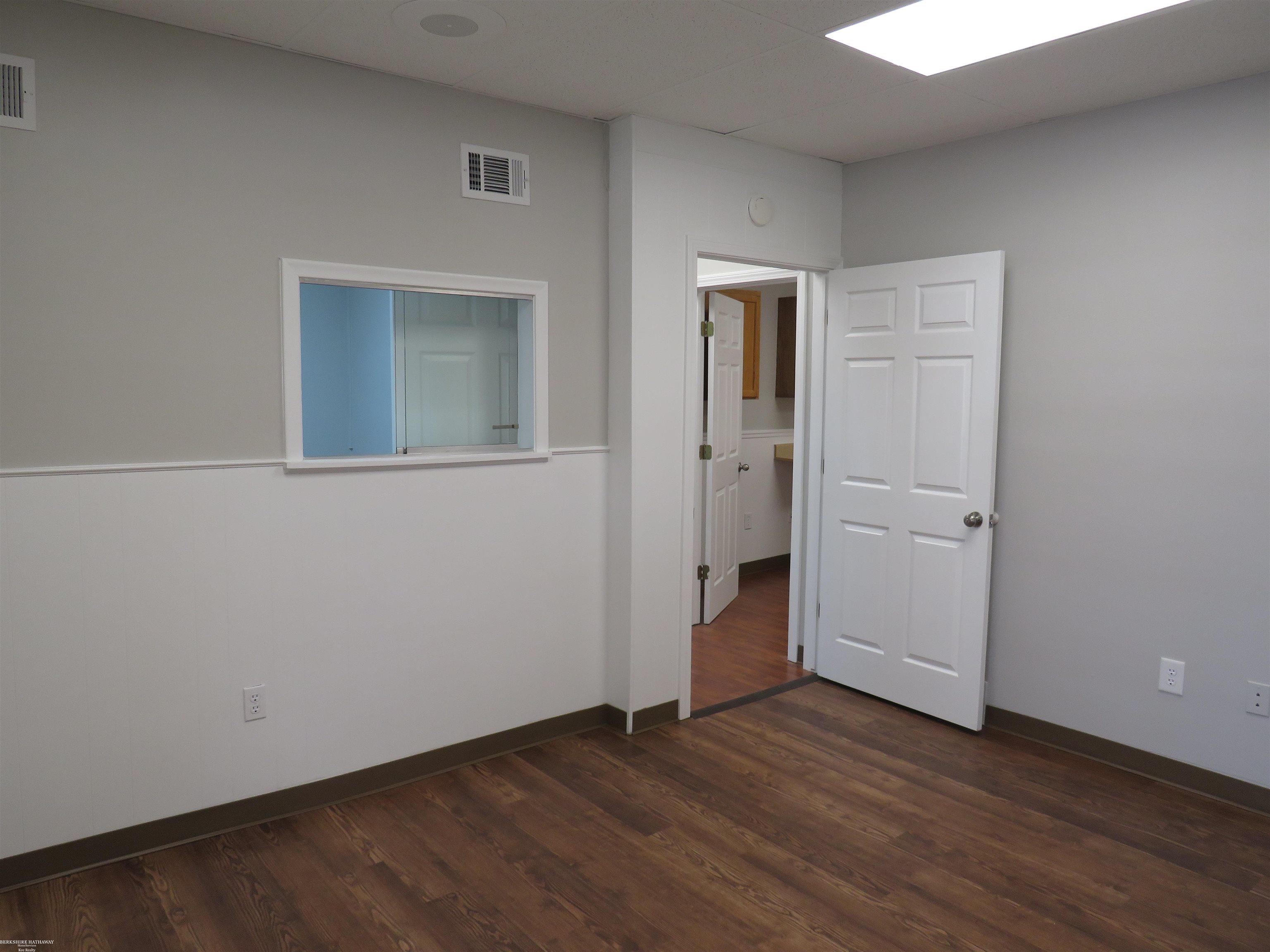 Clinton Township, Michigan 48036, United States, ,Residential,Active,251932