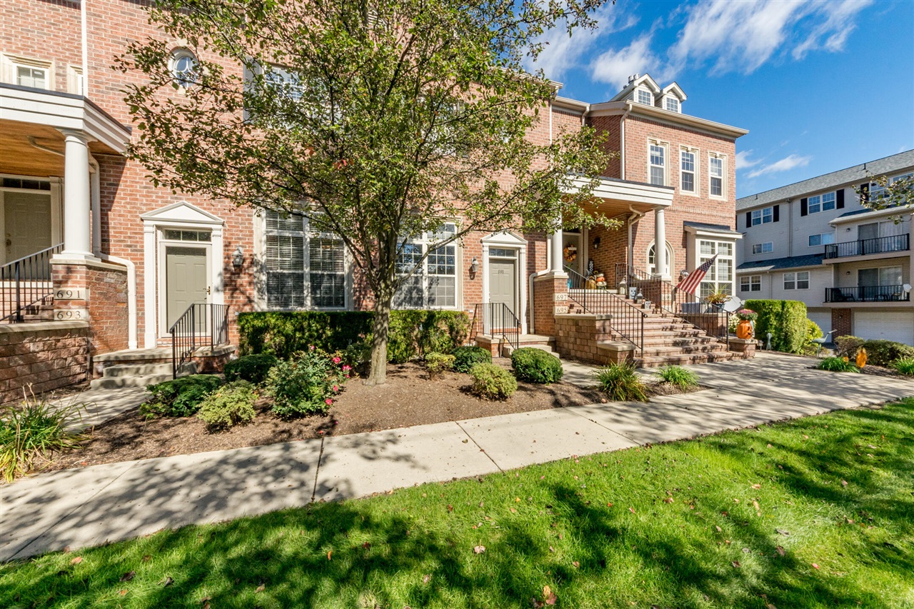 695 River Park Village Boulevard