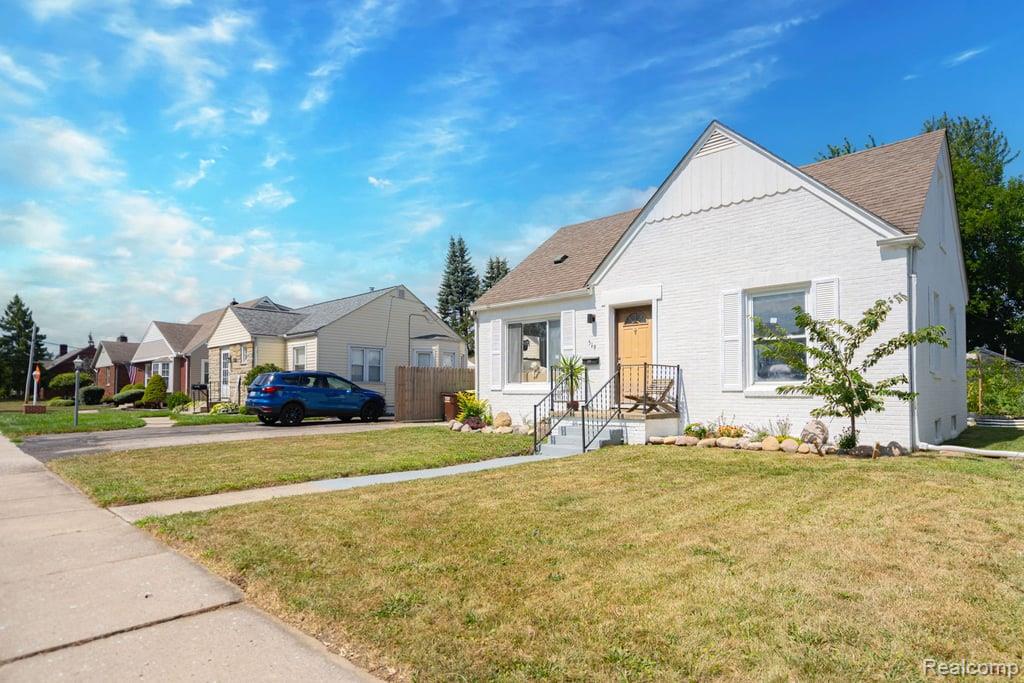 519 Bentley Drive