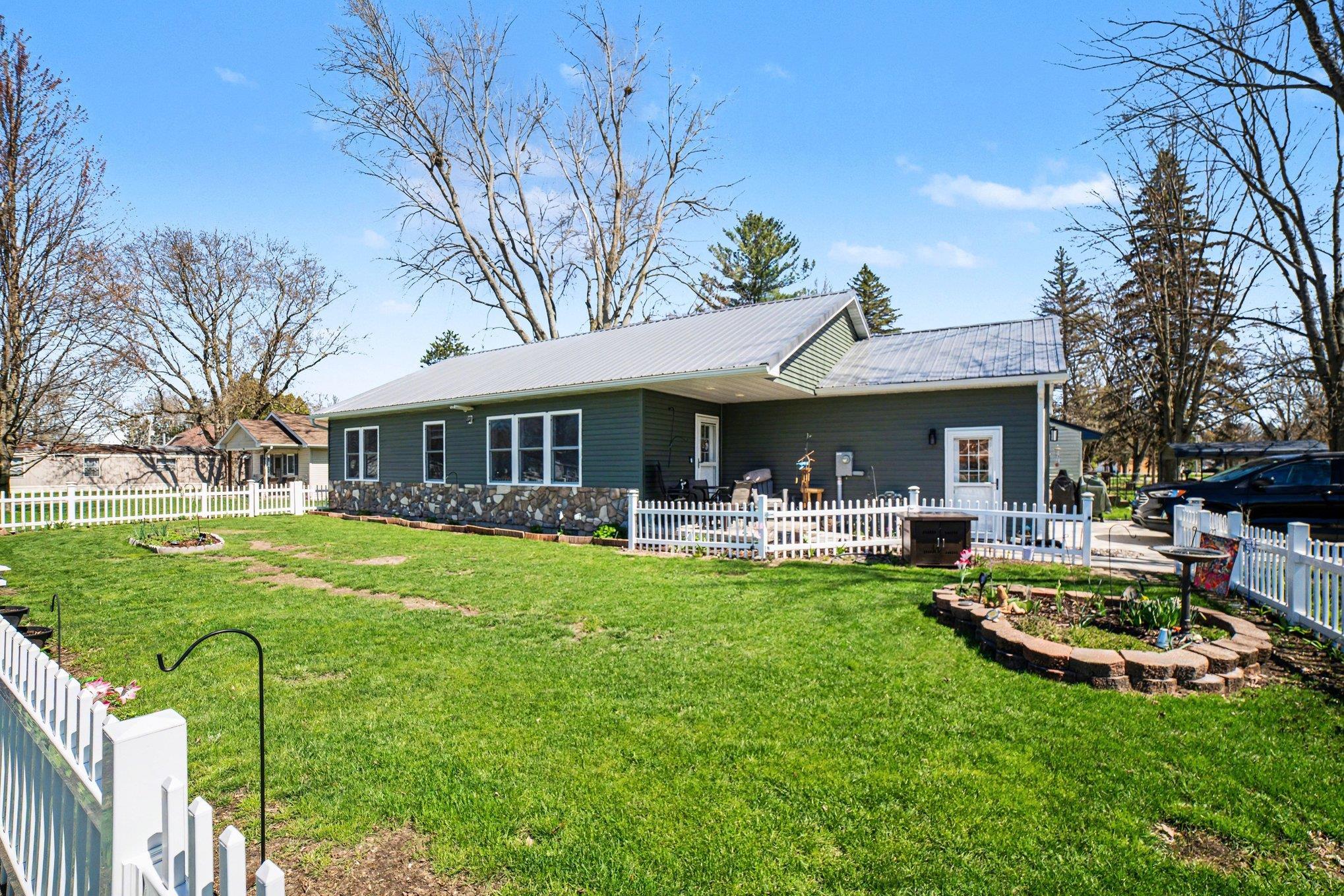 405 E Jefferson Street