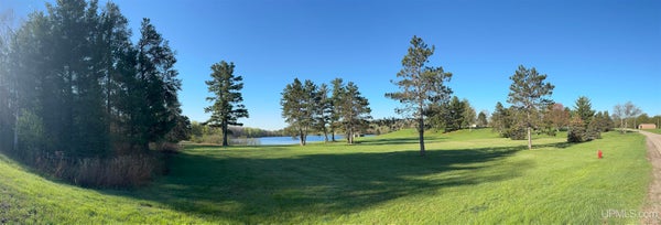 RIVERHILLS RD, KINGSFORD, MI 49802 - Image c43f264d74cedaccb5c8237e83dc5d6e/1288462786