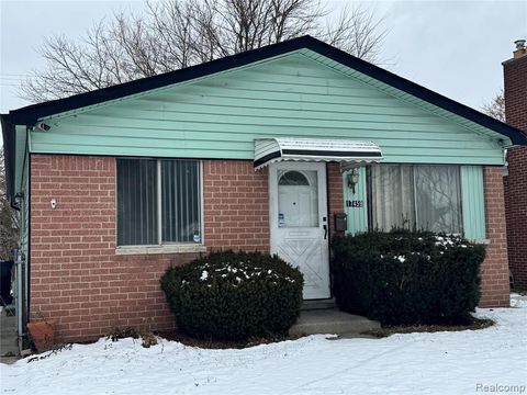 Photo of 17459 Roseville Boulevard, Roseville, MI 48066 (MLS # 60959712)