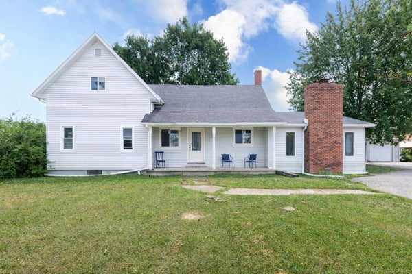 12923 IMLAY CITY RD, EMMETT, MI 48022 - Image c4ccf2aa28bf4e43ec2d9eac3c9d1d7d/277115746