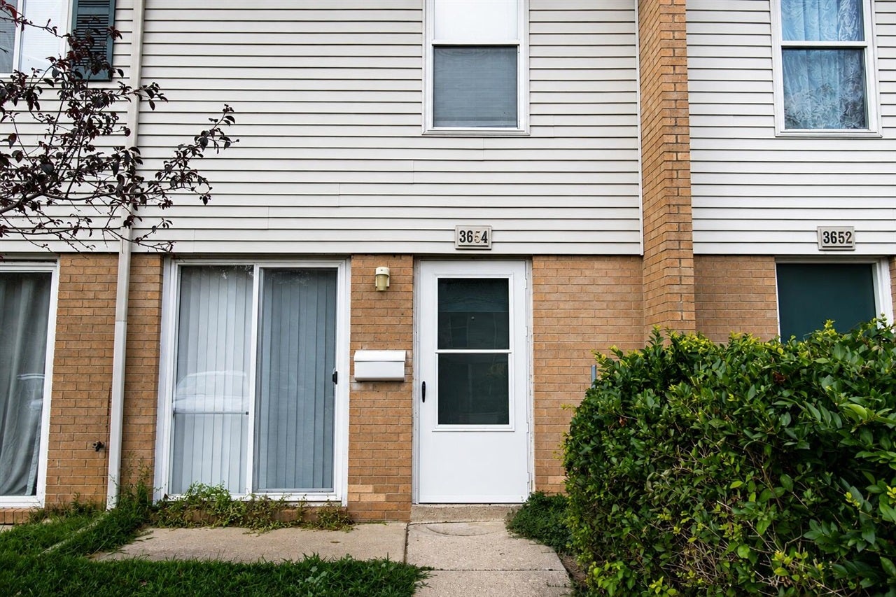 3654 Kenbrooke Court