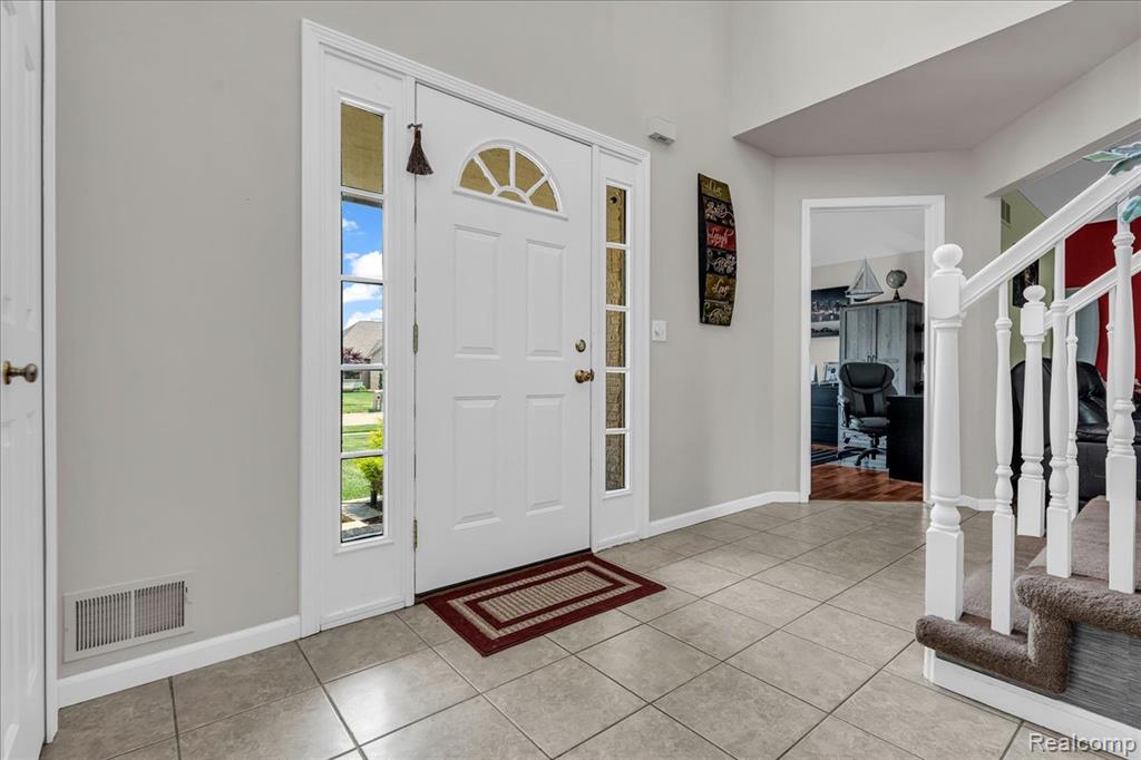 Chesterfield, Michigan 48047, United States, 3 Bedrooms Bedrooms, ,3 BathroomsBathrooms,Residential,Pending,192825