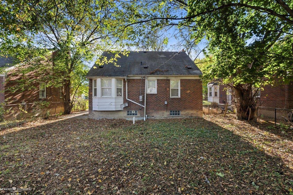 Detroit, Michigan 48224, United States, 3 Bedrooms Bedrooms, ,1 BathroomBathrooms,Residential,Active,246182