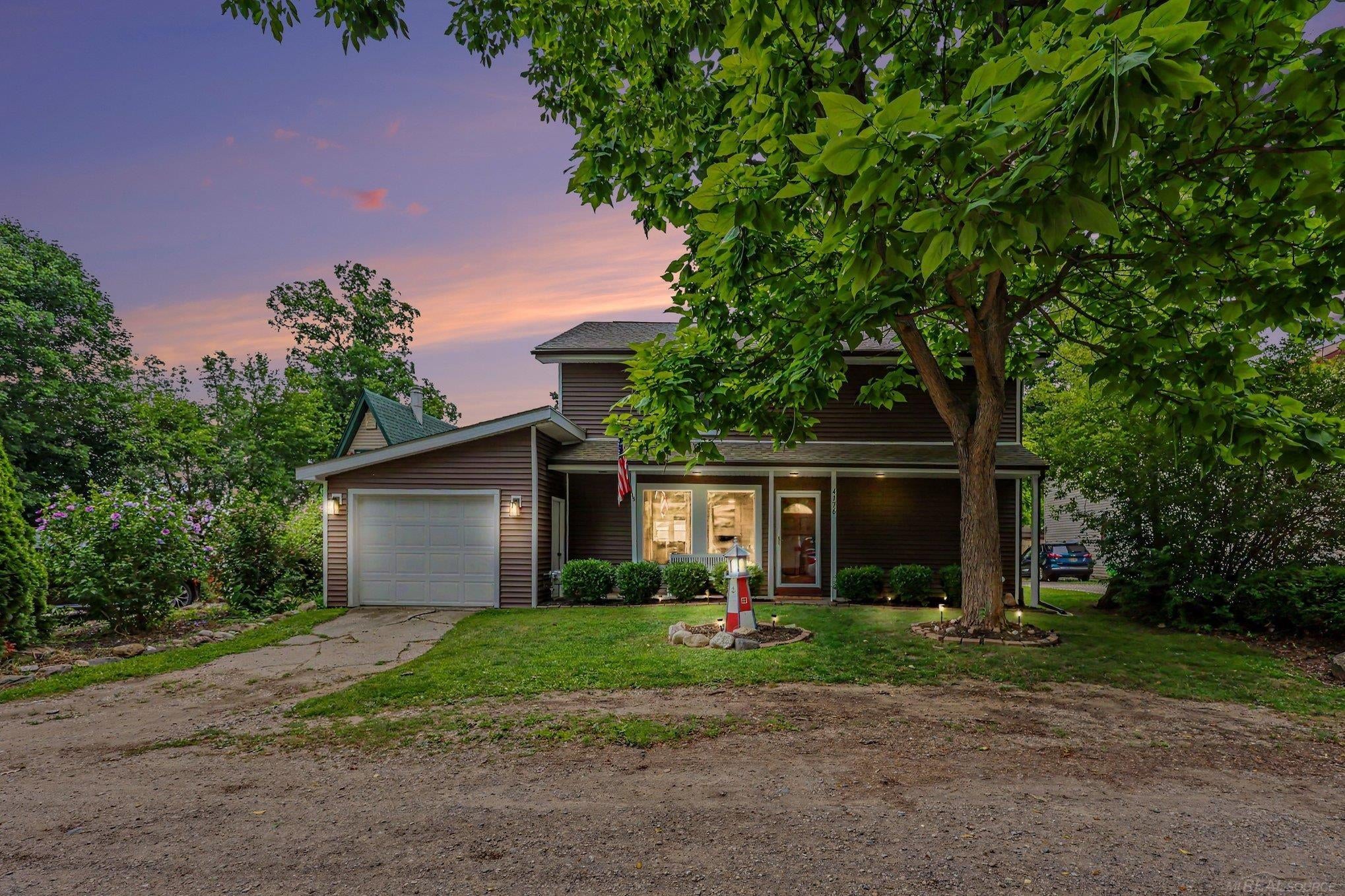 4176 Pleasant Drive
