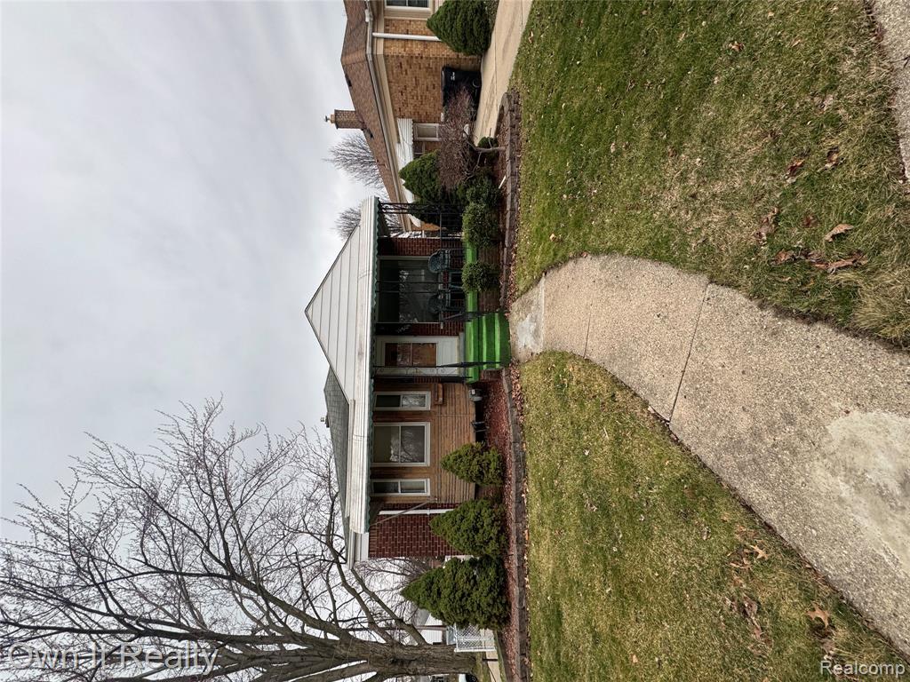 14805 Arlington Avenue