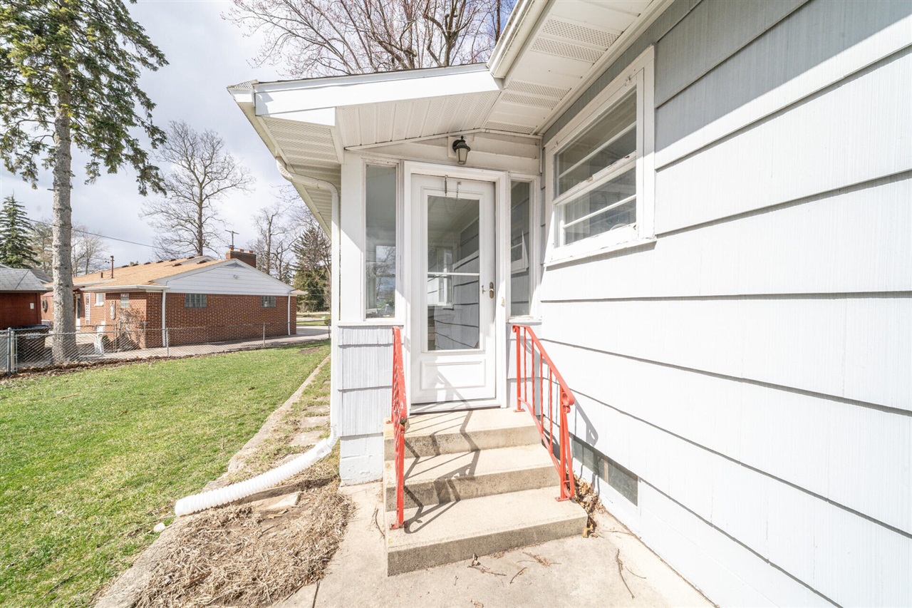 5725 Edgewood Boulevard