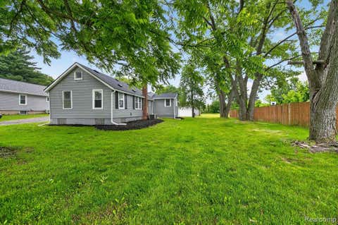 Photo of 2931 Grant Road, Rochester Hills, MI 48309 (MLS # 61007081)