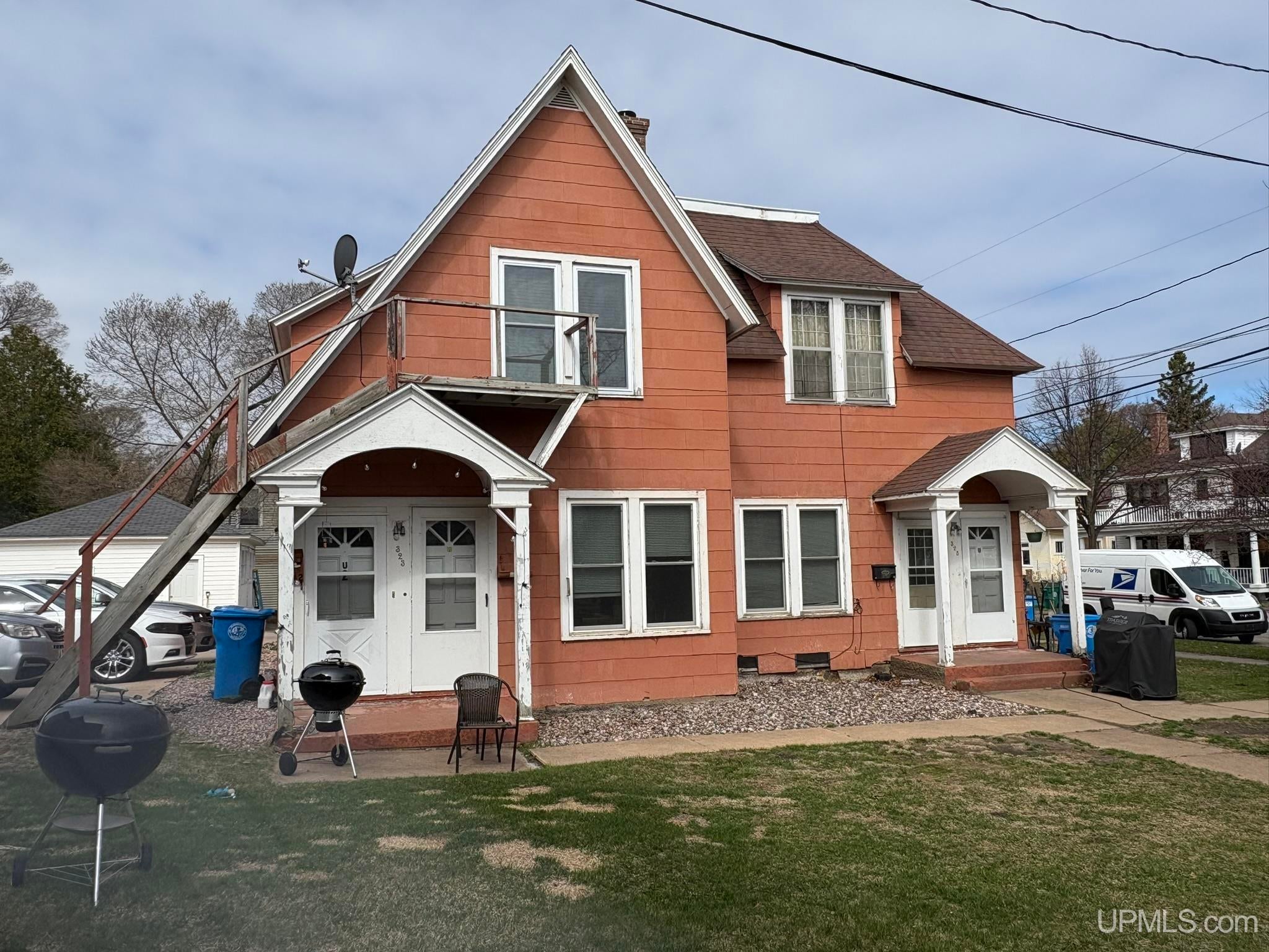 323-325 N Front Street