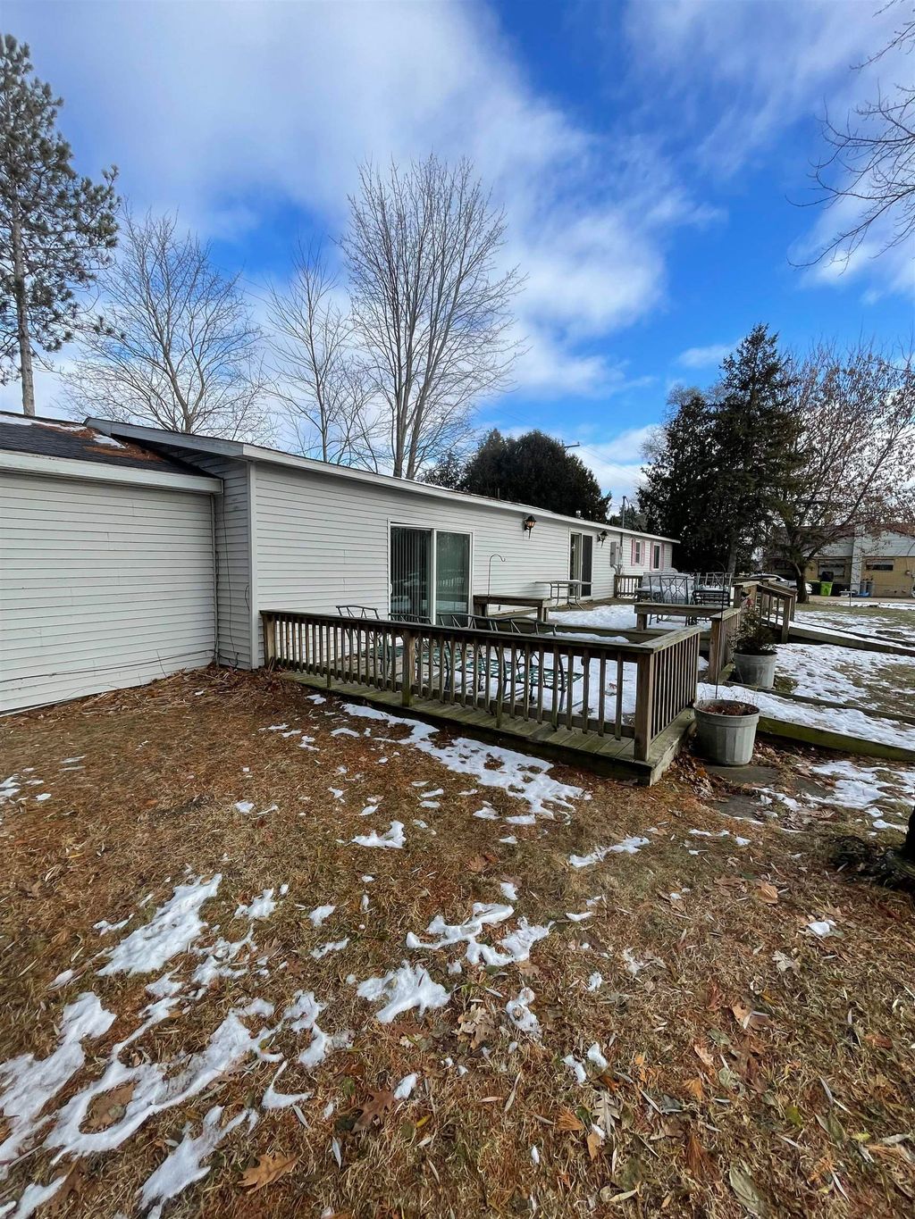 Photo of 4690 E Herrick Road, Clare, MI 48617 (MLS # 50196914)