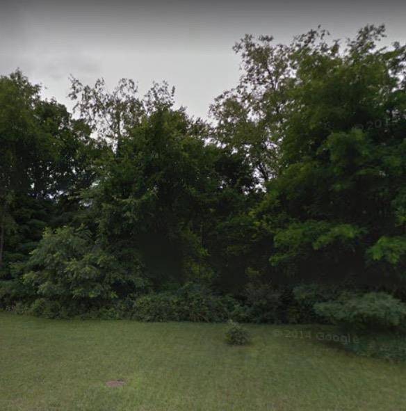 210 Glenwood Circle
