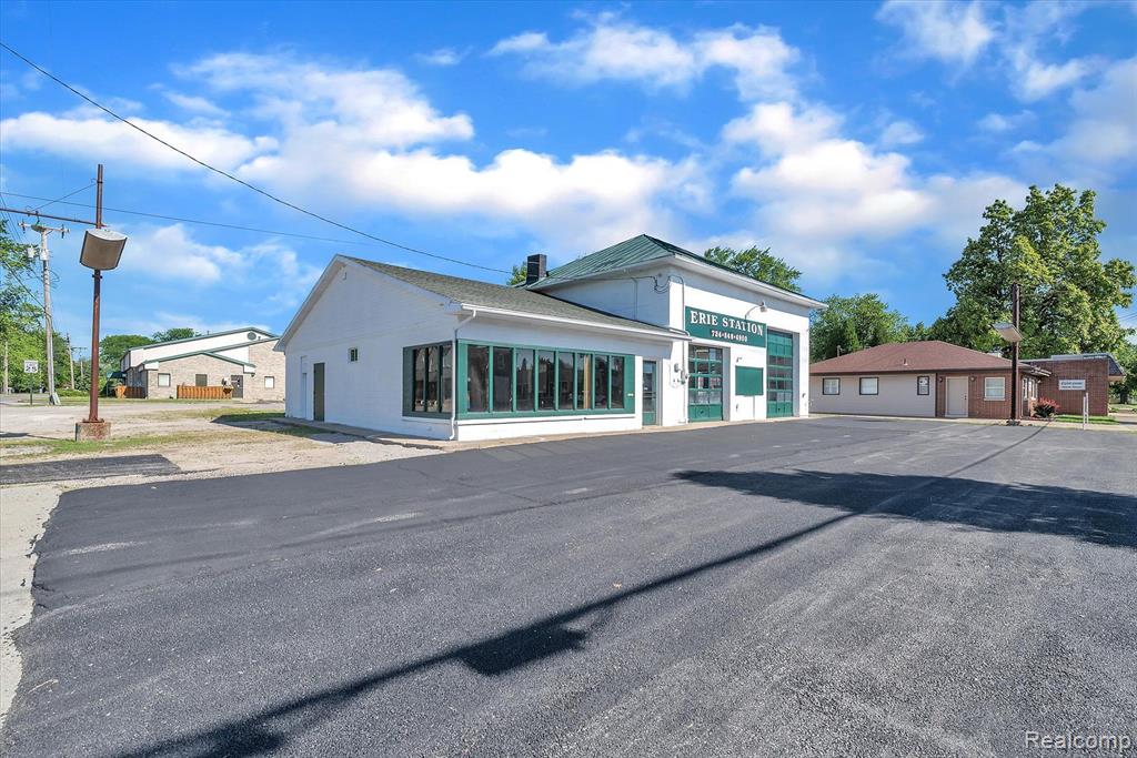 9771 S DIXIE Highway