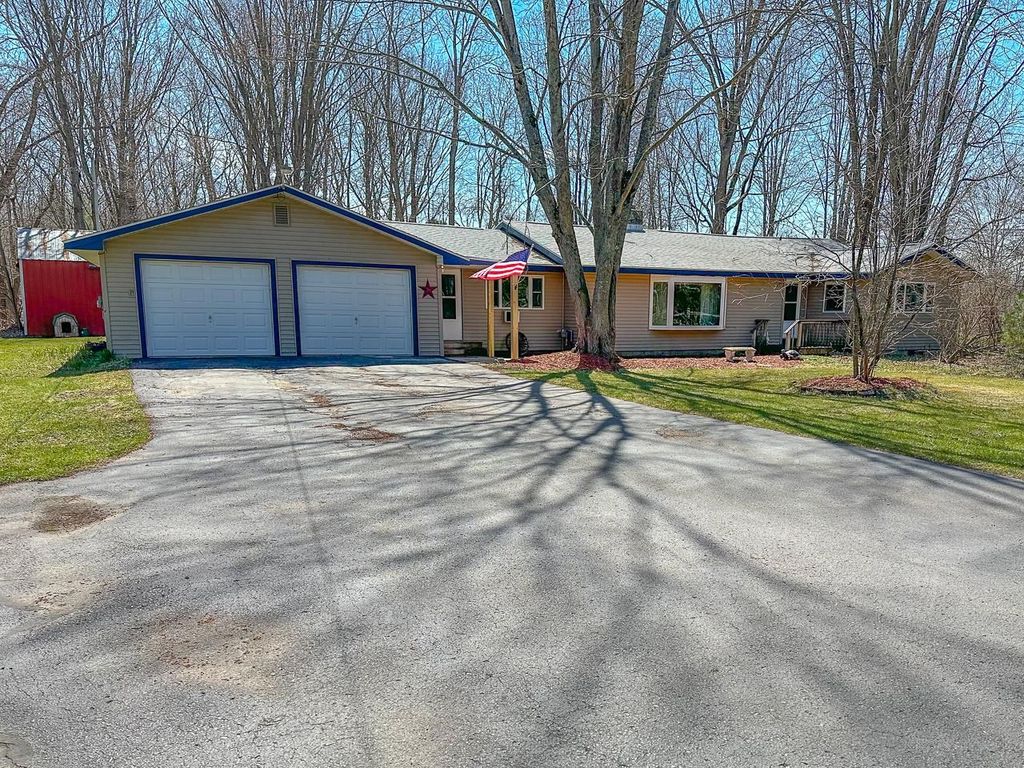 Photo of 4121 W Shaffer Road, Coleman, MI 48618 (MLS # 50205215)