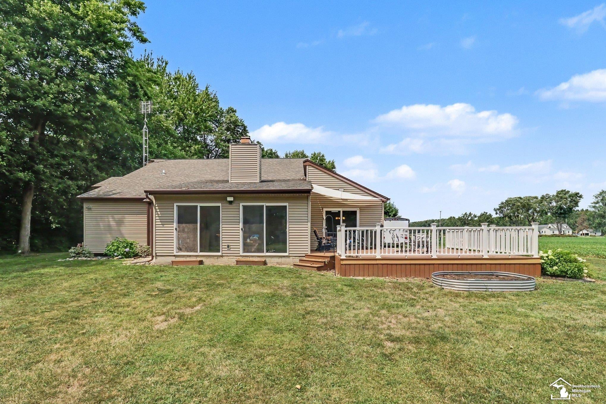 601 W ERIE Road