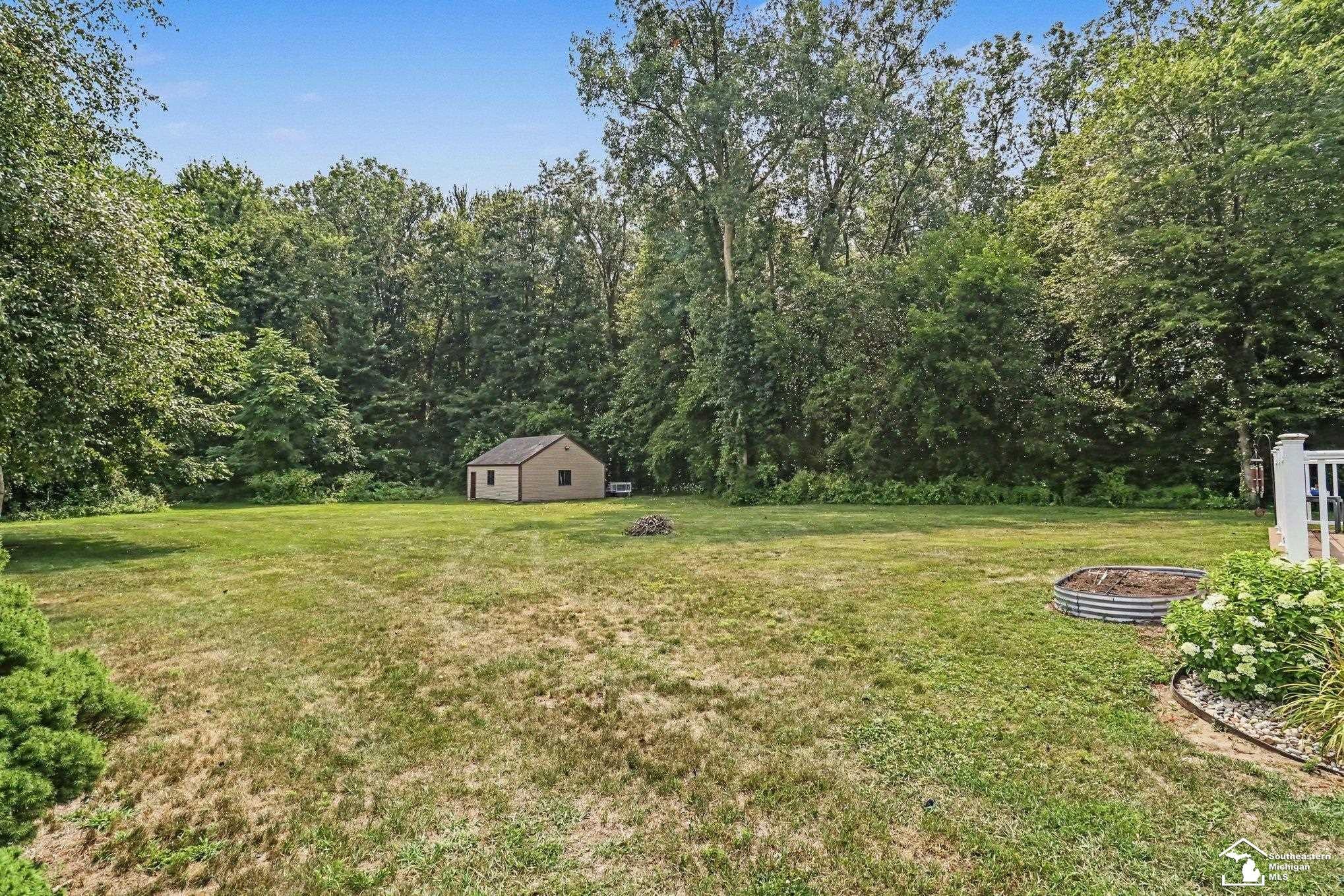 601 W ERIE Road