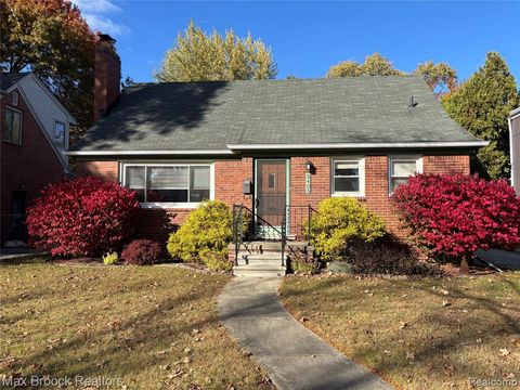 Photo of 2405 Pembroke Road, Birmingham, MI 48009 (MLS # 60969555)