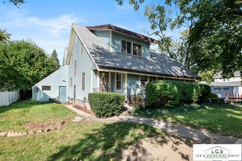 Photo of 843 Temple Street, Grand Rapids, MI 49507 (MLS # 70563830)