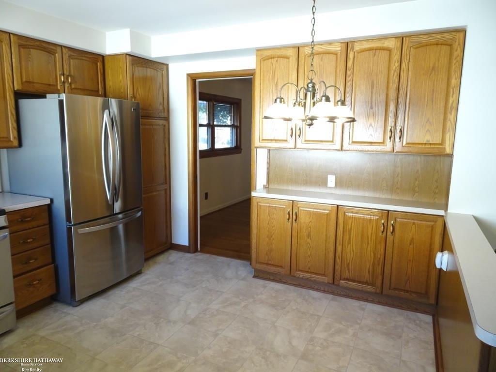 Saint Clair Shores, Michigan 48081, United States, 3 Bedrooms Bedrooms, ,2 BathroomsBathrooms,Residential,Active,232113