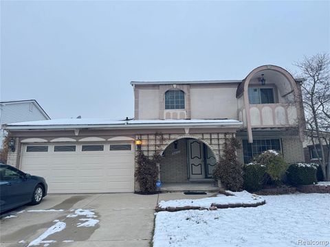 Photo of 4411 Bloomfield Drive, Sterling Heights, MI 48310 (MLS # 60957738)