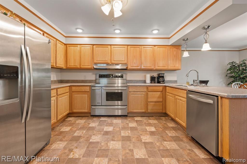 4116 ETON Place