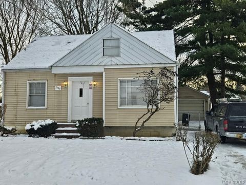 Photo of 3299 W Ridgeway Avenue, Flint, MI 48504 (MLS # 60959290)