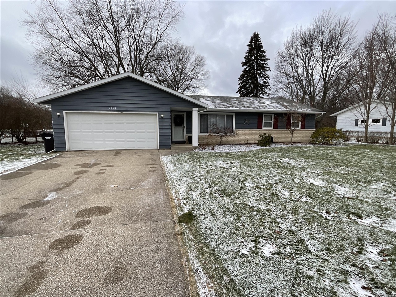 2441 N Division Avenue