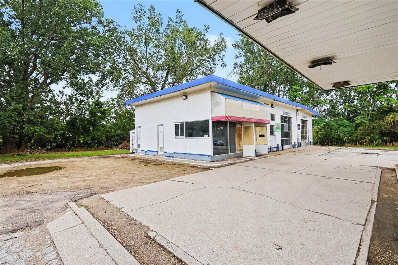 Properties Available 3 - 3 2861 M-139