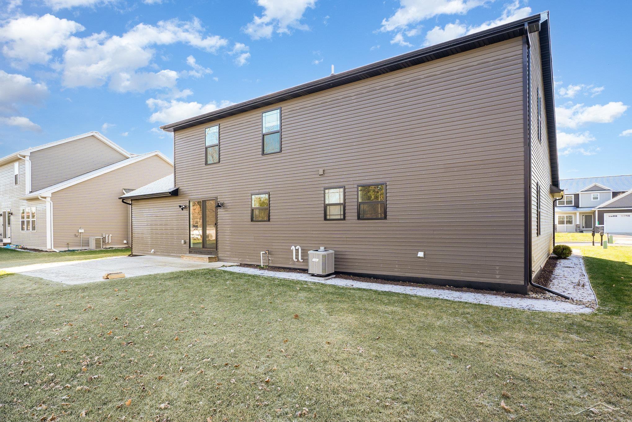 Freeland, Michigan 48623, United States, 4 Bedrooms Bedrooms, ,3 BathroomsBathrooms,Residential,Active,246505