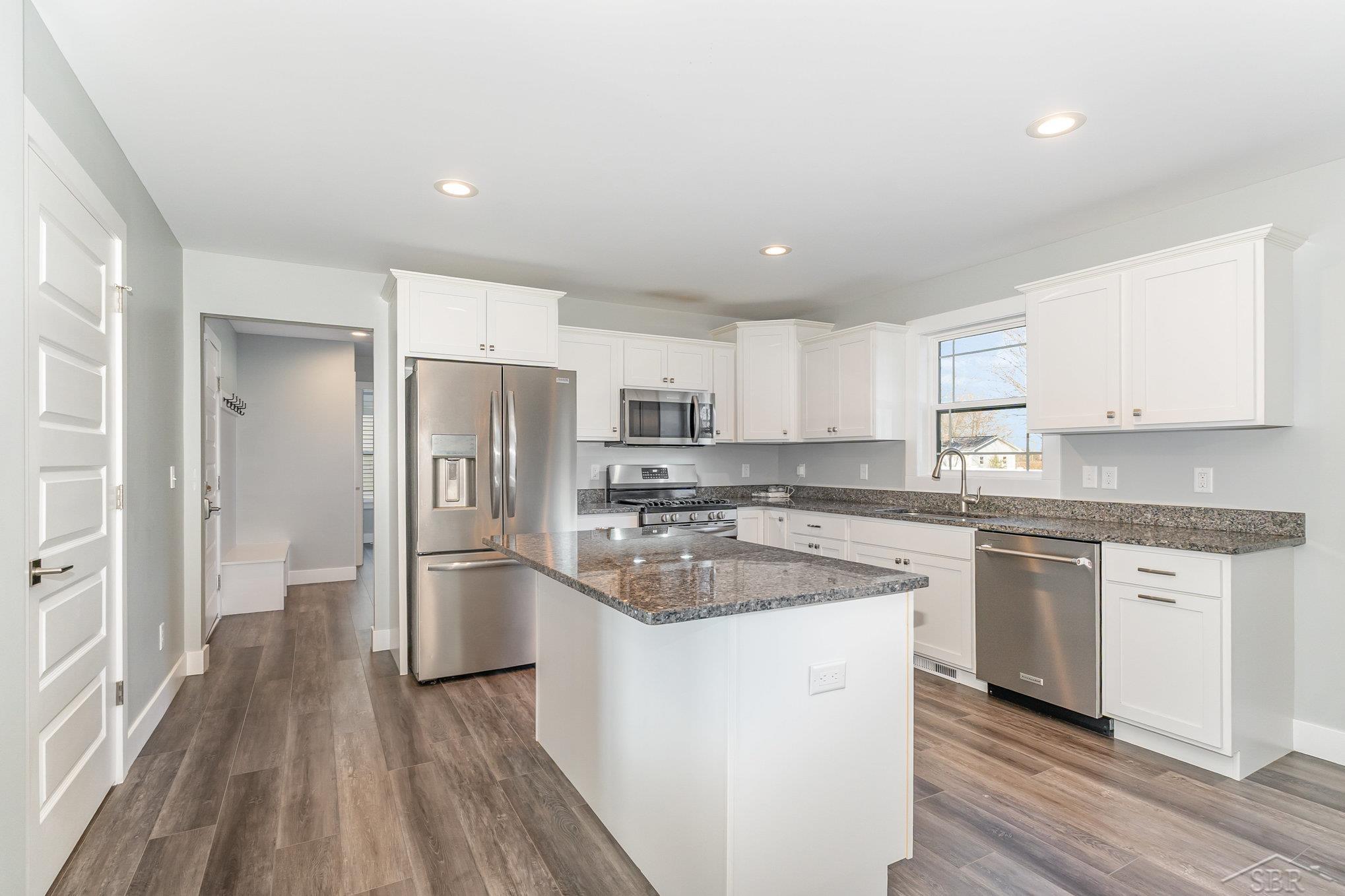 Freeland, Michigan 48623, United States, 4 Bedrooms Bedrooms, ,3 BathroomsBathrooms,Residential,Active,246505