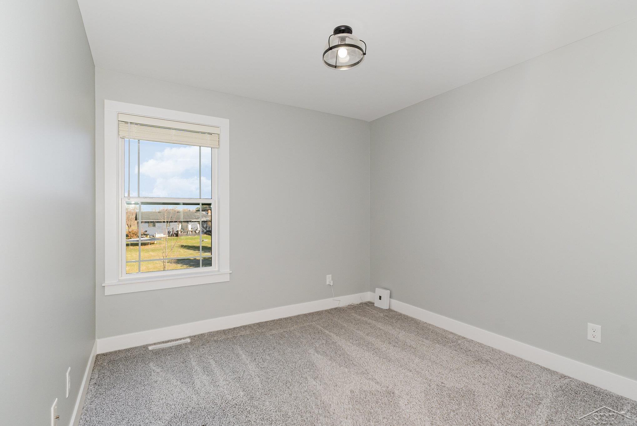 Freeland, Michigan 48623, United States, 4 Bedrooms Bedrooms, ,3 BathroomsBathrooms,Residential,Active,246505