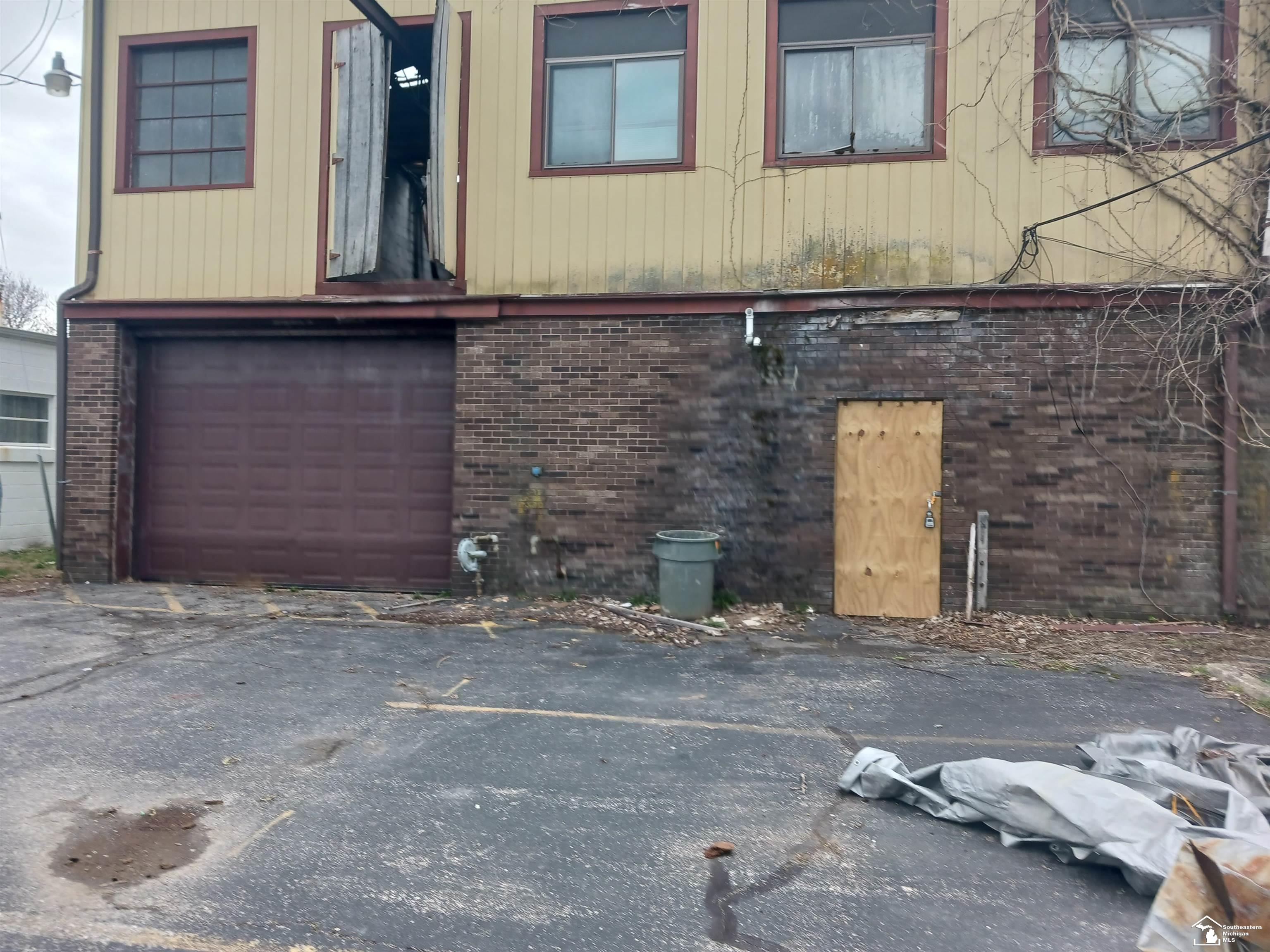 719 W 4th Street