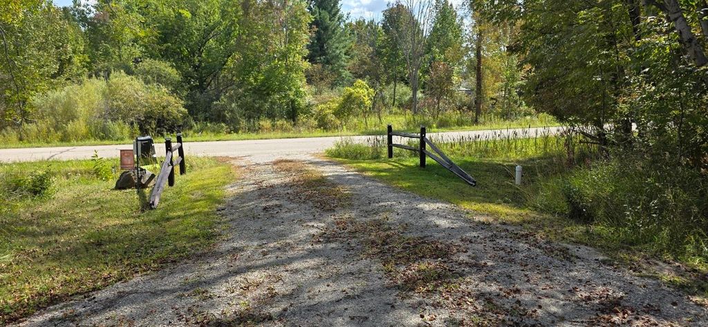 Photo of 1832 Bye Way #Sugar Springs lot 37, Gladwin, MI 48624 (MLS # 50188247)