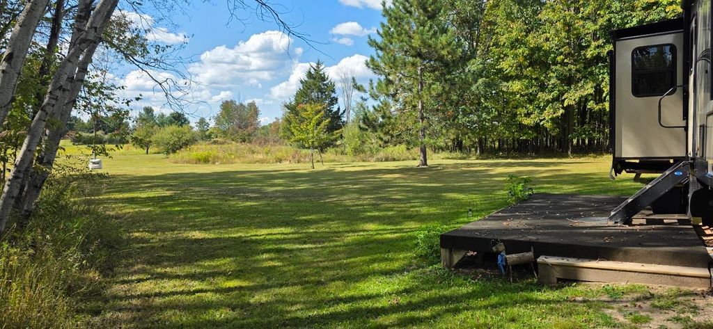 Photo of 1832 Bye Way #Sugar Springs lot 37, Gladwin, MI 48624 (MLS # 50188247)