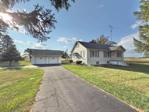 Photo of 627 N sandusky Road, Sandusky, MI 48471 (MLS # 50201136)