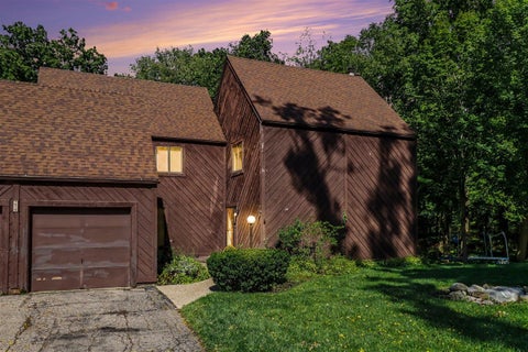 Photo of 279 Fairway Court, Plainwell, MI 49080 (MLS # 70559761)