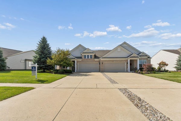 6547 PRAIRIE DUNES DR, GRAND BLANC, MI 48439 - Image cd916fdeebb3b4515b18d5e5a020aadf/4230256412