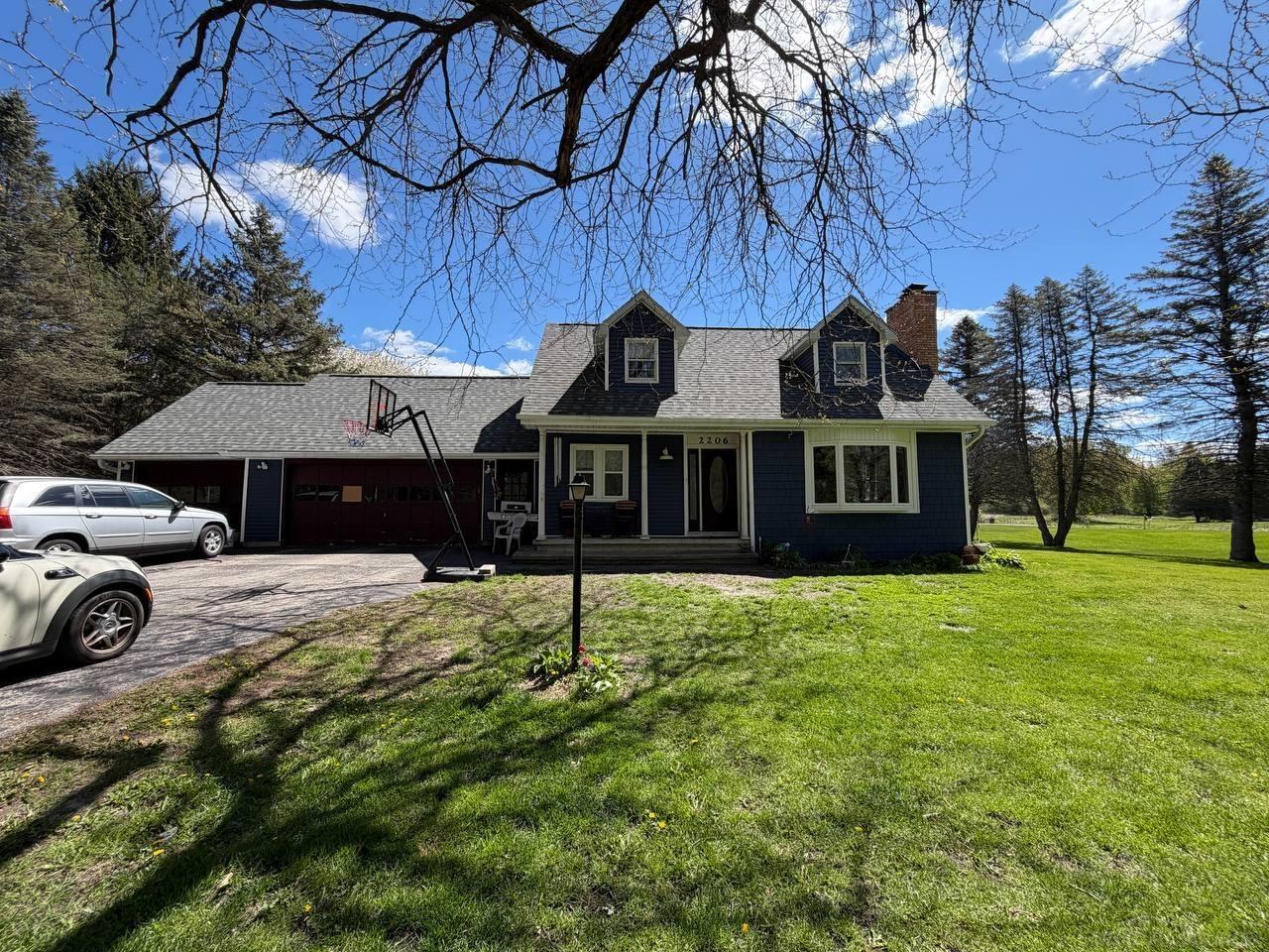 2206 N 5 Mile Road