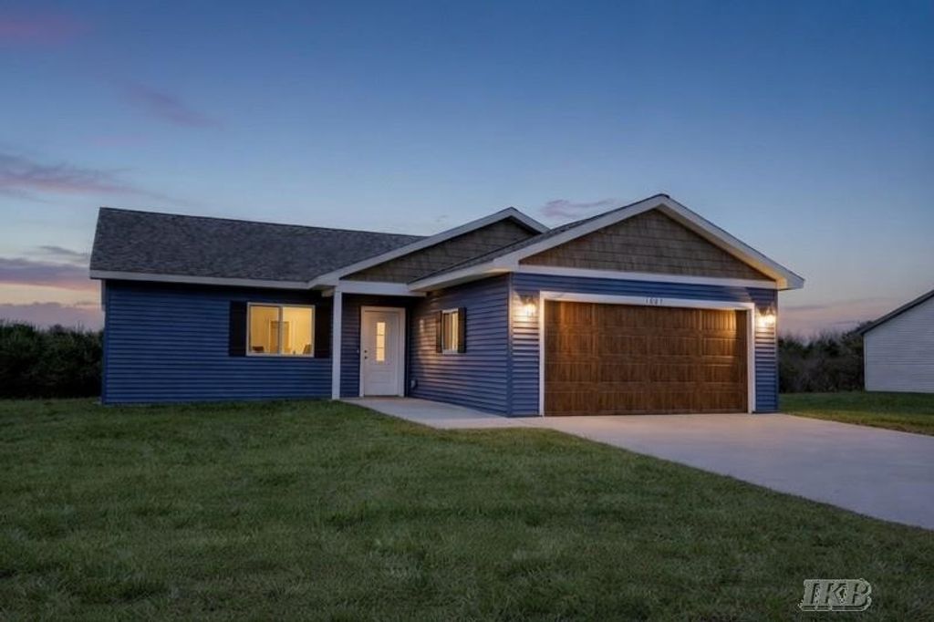 Photo of 1009 Pheasant Run #20, Gladwin, MI 48624 (MLS # 50201021)