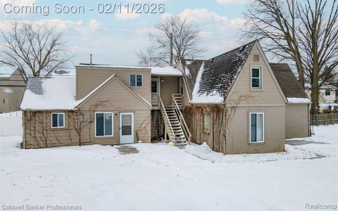 Photo of 3175 Culbertson Avenue, Rochester Hills, MI 48307 (MLS # 60968465)