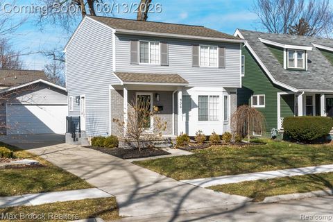 Photo of 906 McLean Avenue, Royal Oak, MI 48067 (MLS # 60975278)