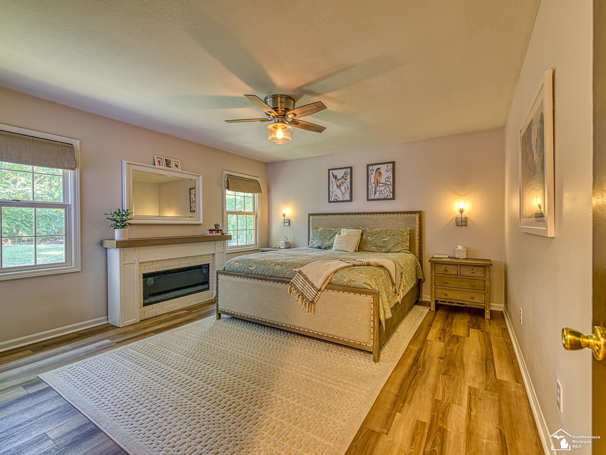 815 Scarlet Oak Drive