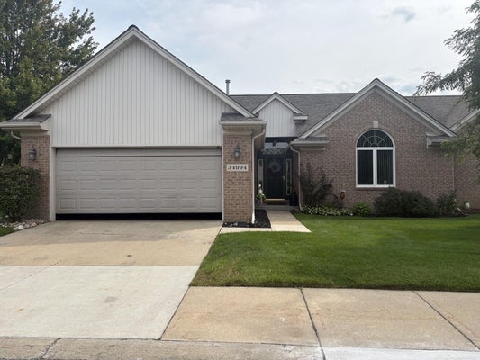34994 SWAN CREEK BLVD, RICHMOND, MI 48062 - Image cf2f23d9e5a145341fb6c95e6e7b19a9/3408638342